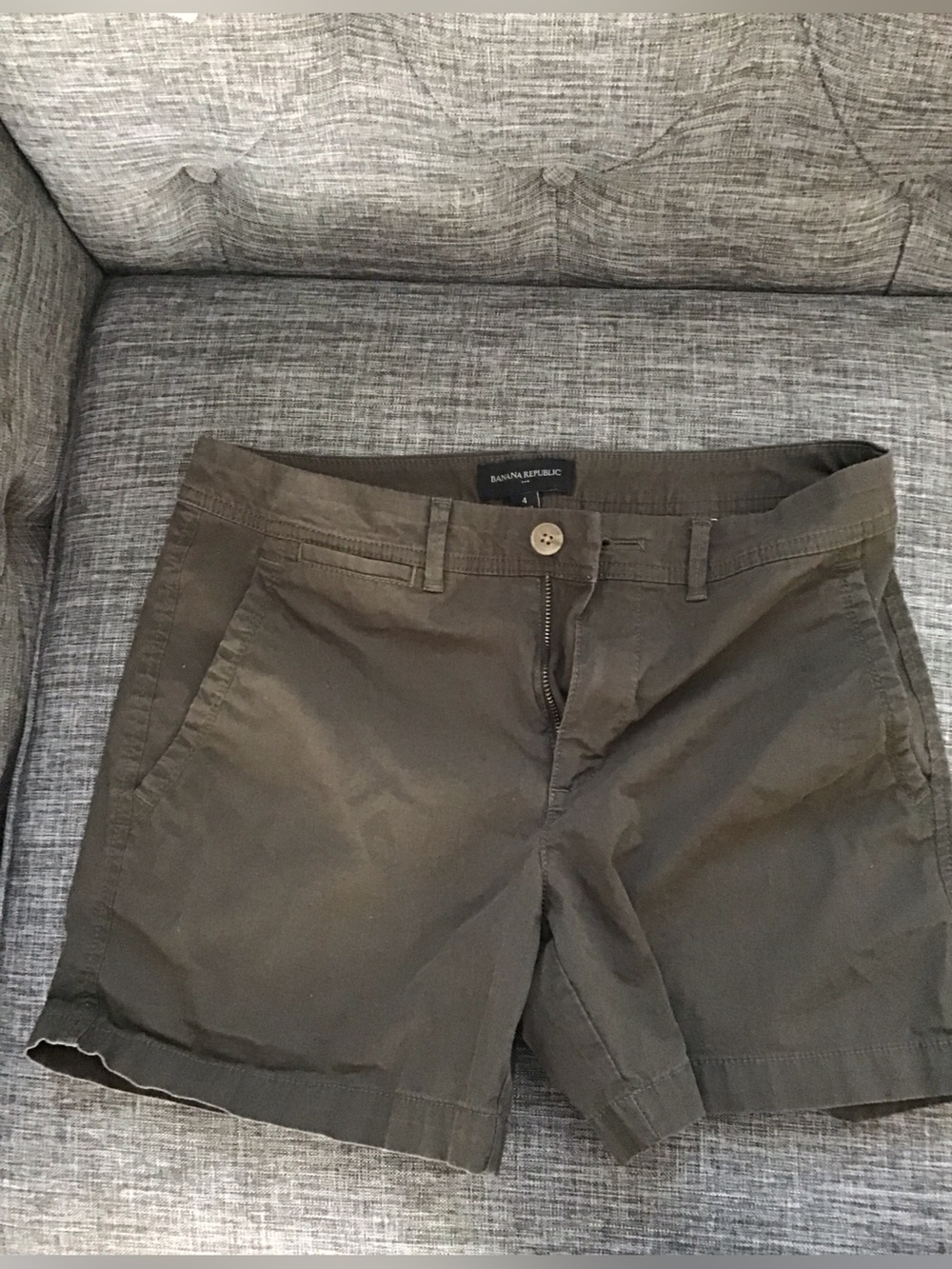 Banana Republic women’s chino shorts